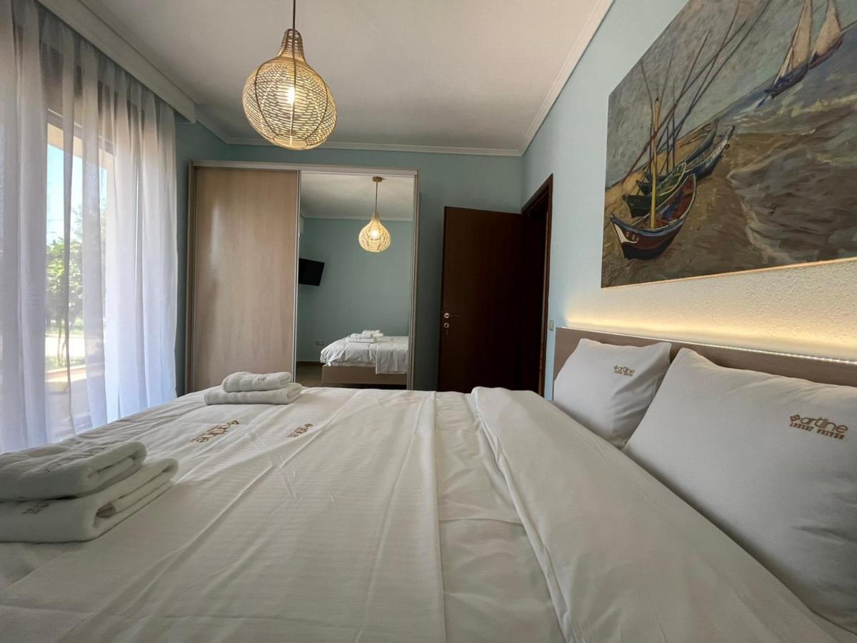 Artline Family Suite Flogita Bagian luar foto